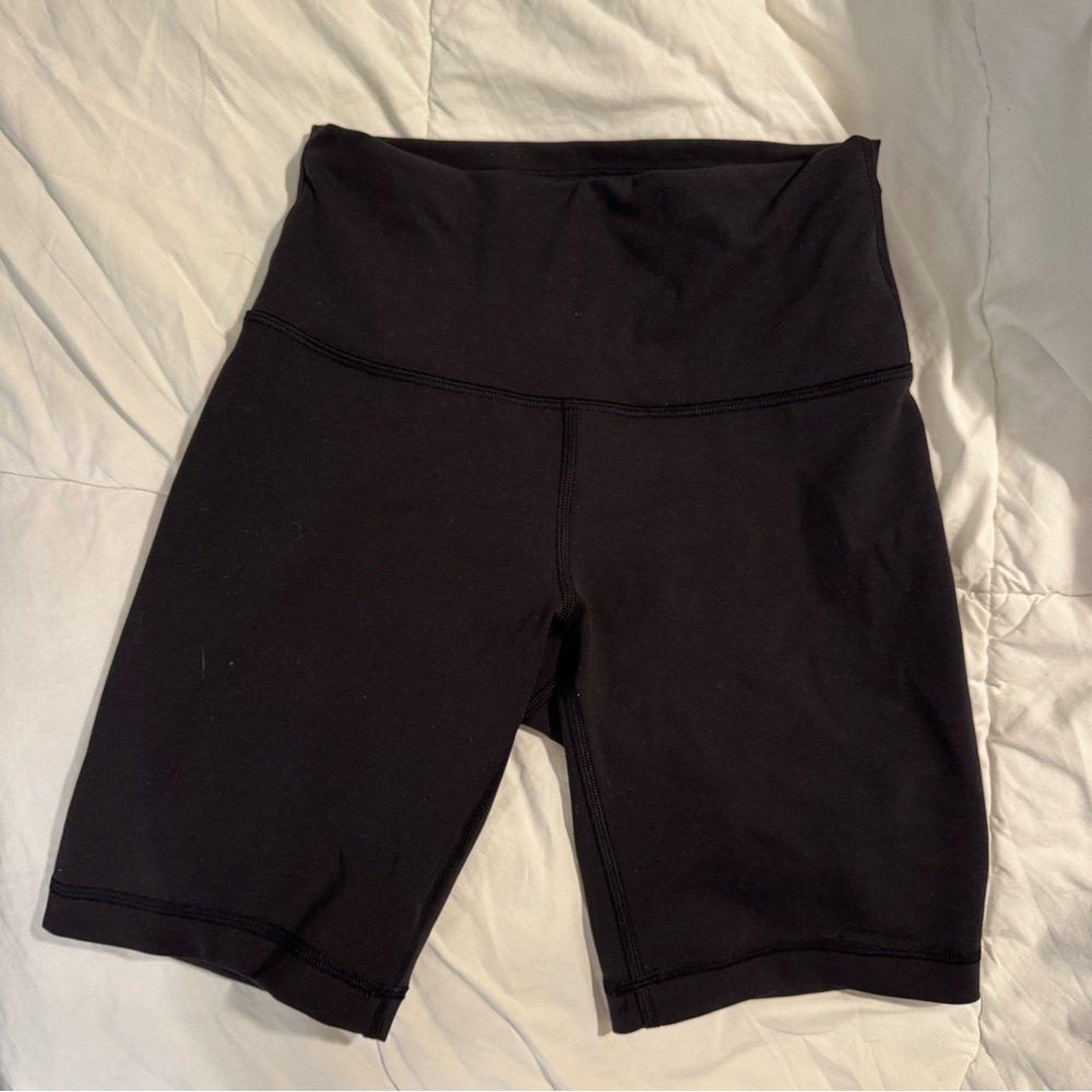Lululemon Wunder High Rise Train 8” black shorts - Picture 4 of 6